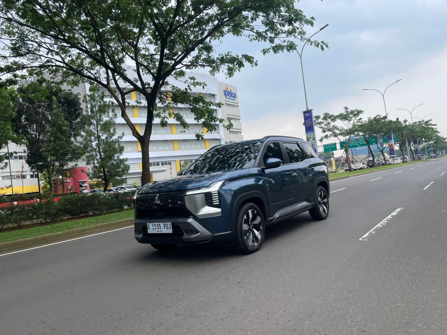 mitsubishi motors, Mitsubishi Destinator, Destinator, Mitsubishi Connect, Destinator Punya Fitur Mitsubishi Connect, Berapa Biaya Langganannya?