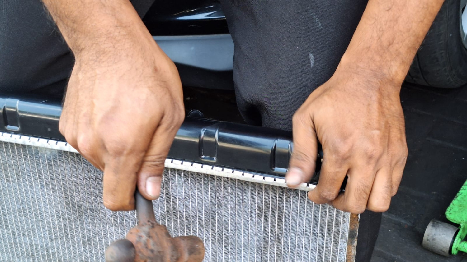 Radiator, mobil, panas, mesin, kotor, coolant, Radiator Mobil Kotor Bikin Mesin Mudah Panas, Ini Penyebabnya