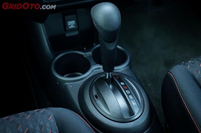 oli transmisi, pelumasan, sabuk baja, Rizky Auto, Ini Dampaknya Kalau Lupa Jadwal Ganti Oli Transmisi CVT Mobil