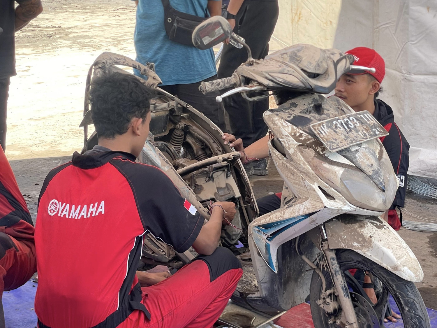 yamaha, yamaha indonesia, yamaha peduli banjir, banjir Bali, Posko Yamaha Untuk Bali, Posko Yamaha Untuk Bali, Warga Terdampak Banjir Dipersilakan Datang Servis Gratis