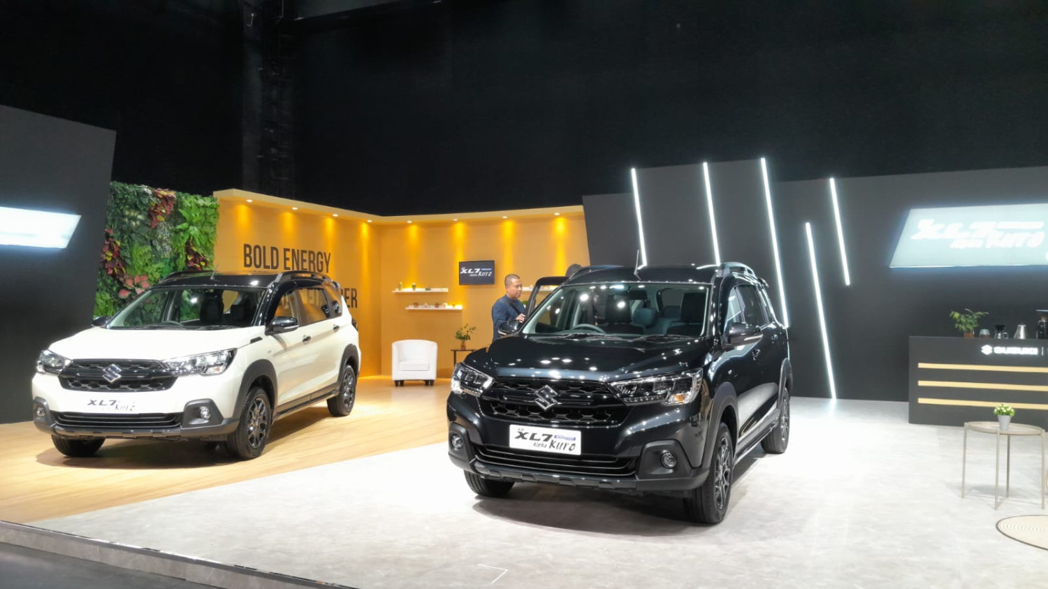kuro, pt sis, Suzuki New XL7 Hybrid Alpha Kuro, Suzuki Tambah 'Kuro' di New XL7 Alpha, Ternyata Ini Maknanya