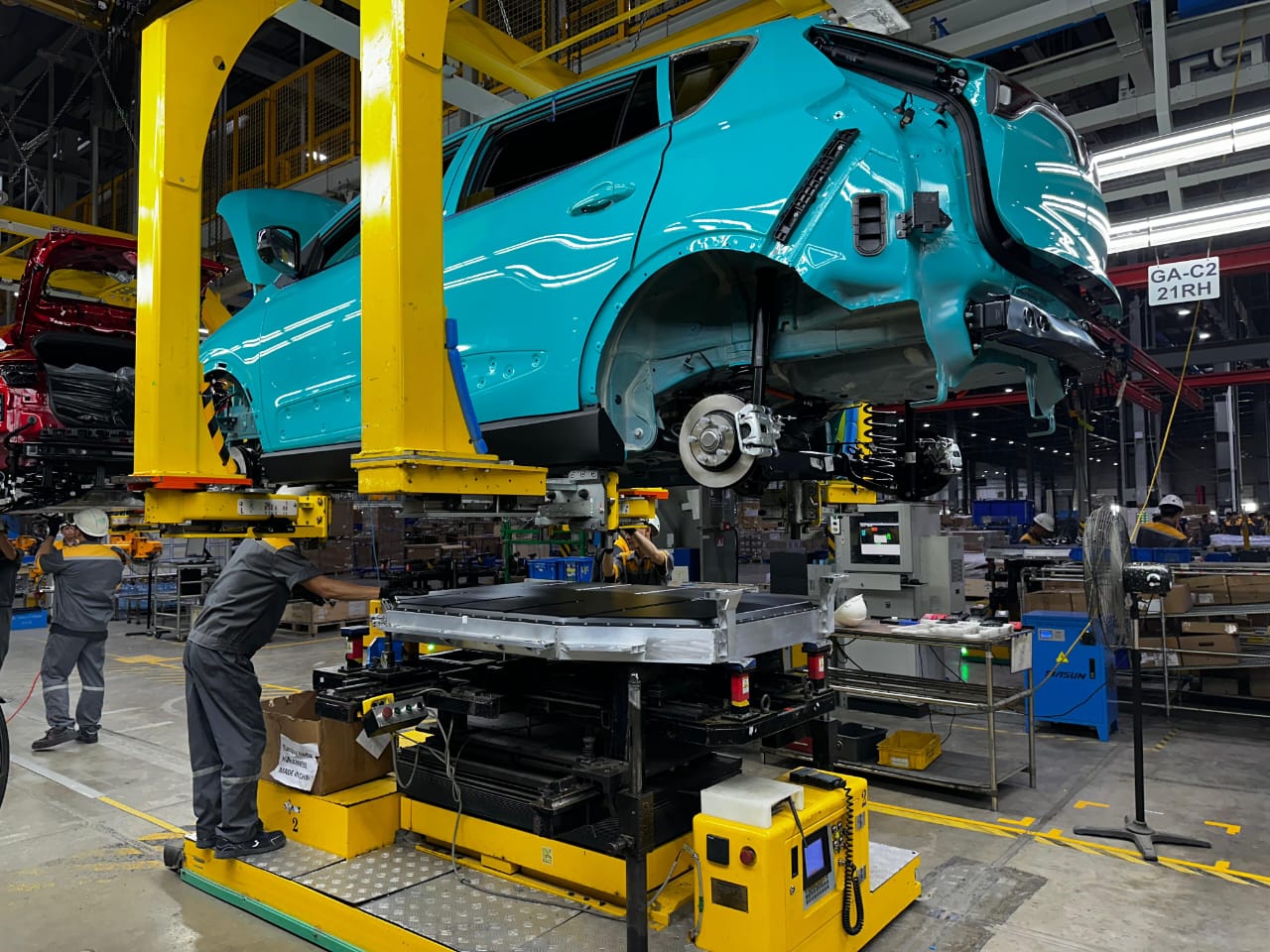 vietnam, Insentif Kendaraan Listrik, Mobil Listrik Vietnam, Diskon Pajak Mobil Listrik, Tarif Pajak Kendaraan Listrik, Bikin Iri, Negara Tetangga Agak Jauh Ini Perpanjang Diskon Pajak Mobil Listrik Sampai 2030