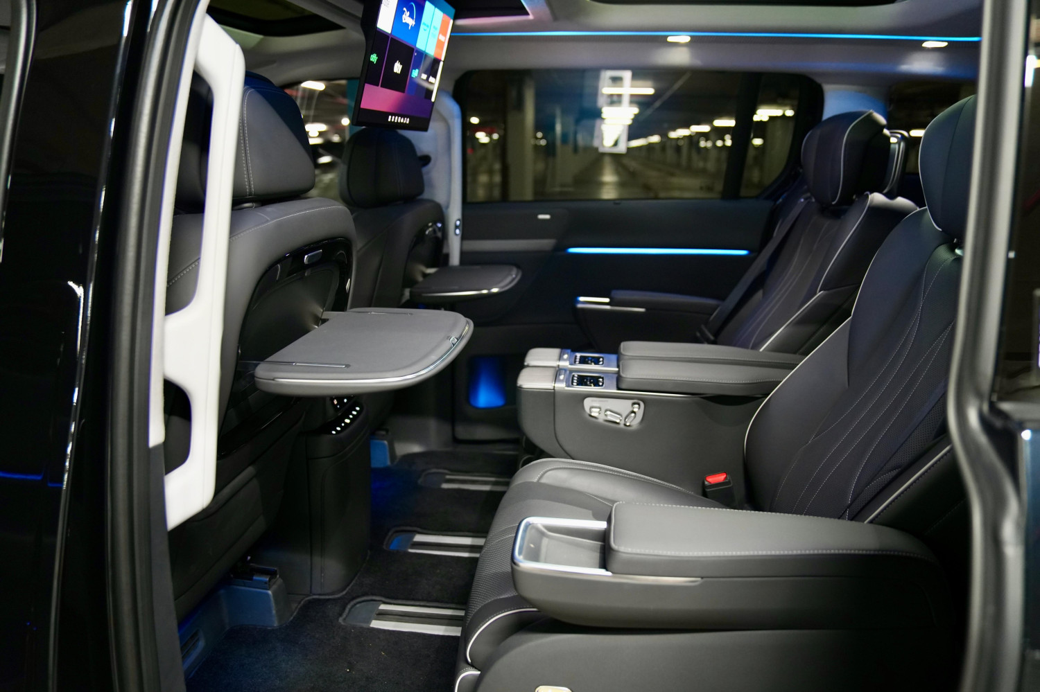 mobil listrik, kemewahan, XPeng, Xpeng X9, Kemewahan XPENG X9 Layaknya Executive Lounge Berkat Lima Hal Ini