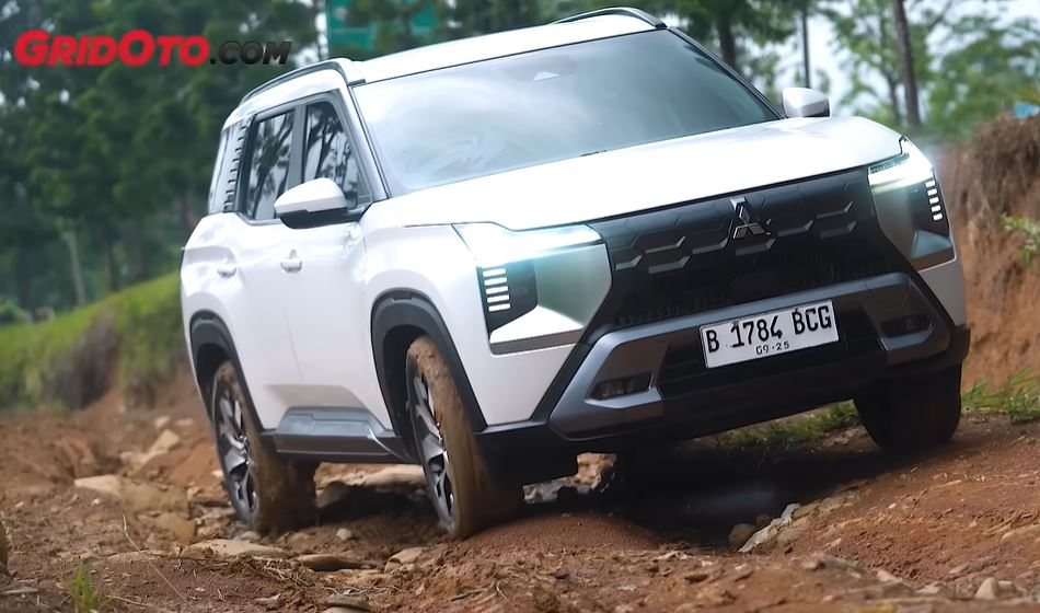 mitsubishi, Mitsubishi Destinator, Destinator, GridOto Award 2025, Lima Fitur di Mitsubishi Destinator yang Perempuan Pasti Suka