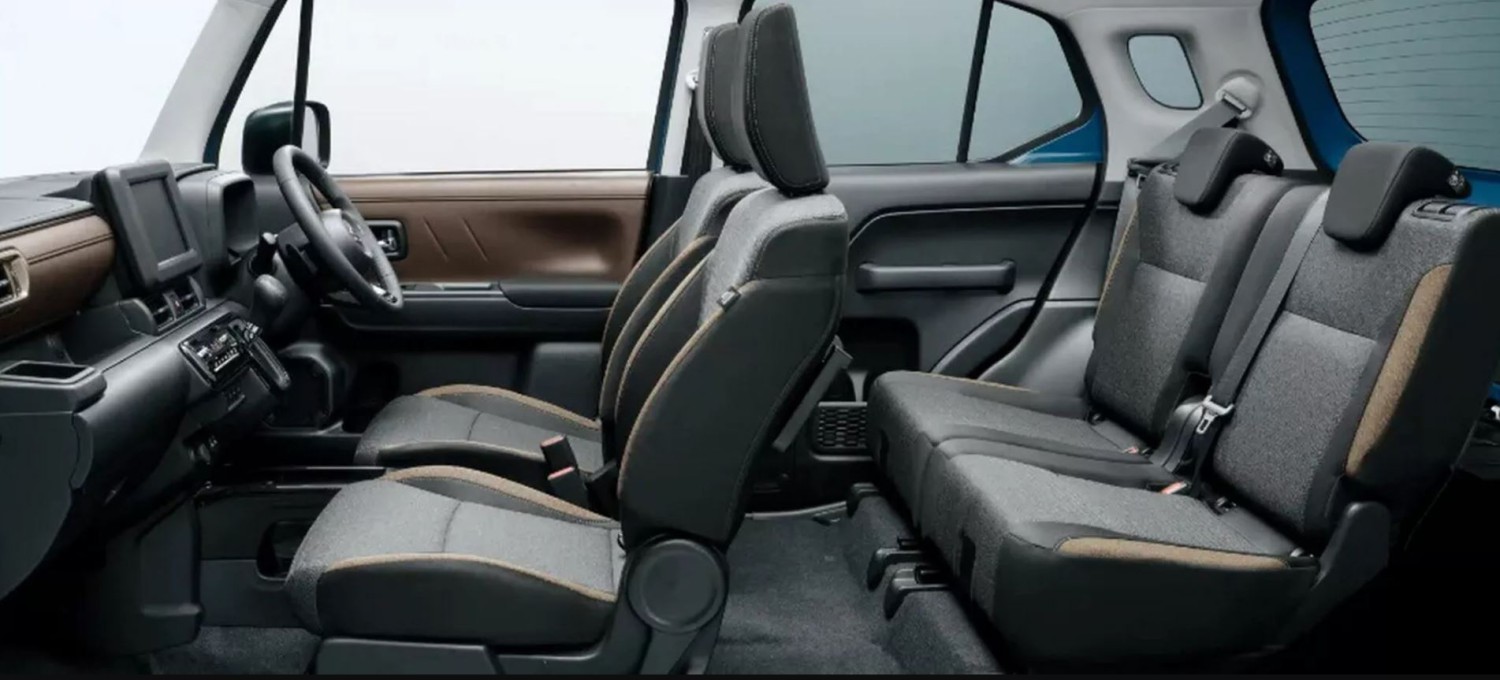 mobil baru, interior, suzuki, Suzuki XBee, kepraktisan, Suzuki XBee Menyimpan Rahasia Seru, Ngumpet Di Bawah Dua Tempat Ini