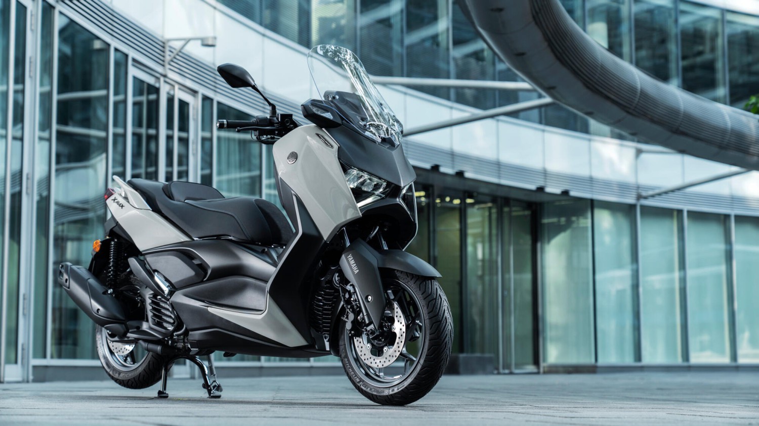 yamaha xmax, harga yamaha xmax, xmax 250, matic Yamaha, yamaha xmax baru, XMAX 125, Selain 250 cc Ternyata Yamaha Punya XMAX Bermesin 125 Cc, Ini Ciri-cirinya
