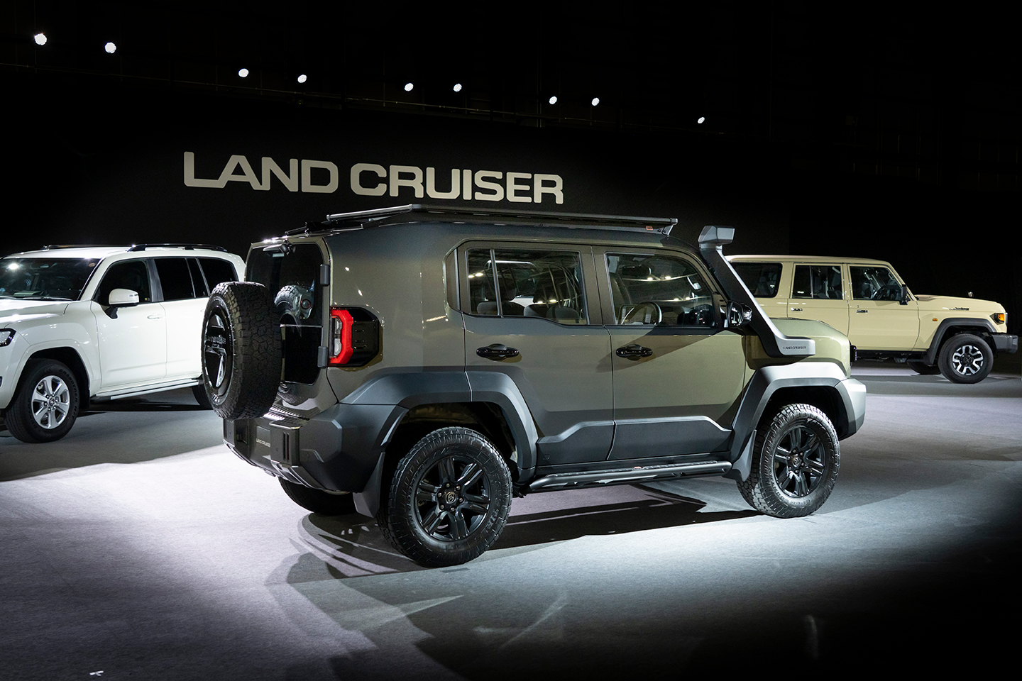 mobil baru, toyota land cruiser, Toyota Land Cruiser FJ Series, Japan Mobility Show 2025, Toyota Land Cruiser Ada Versi Imutnya, Pakai Mesin Fortuner-Innova Lho