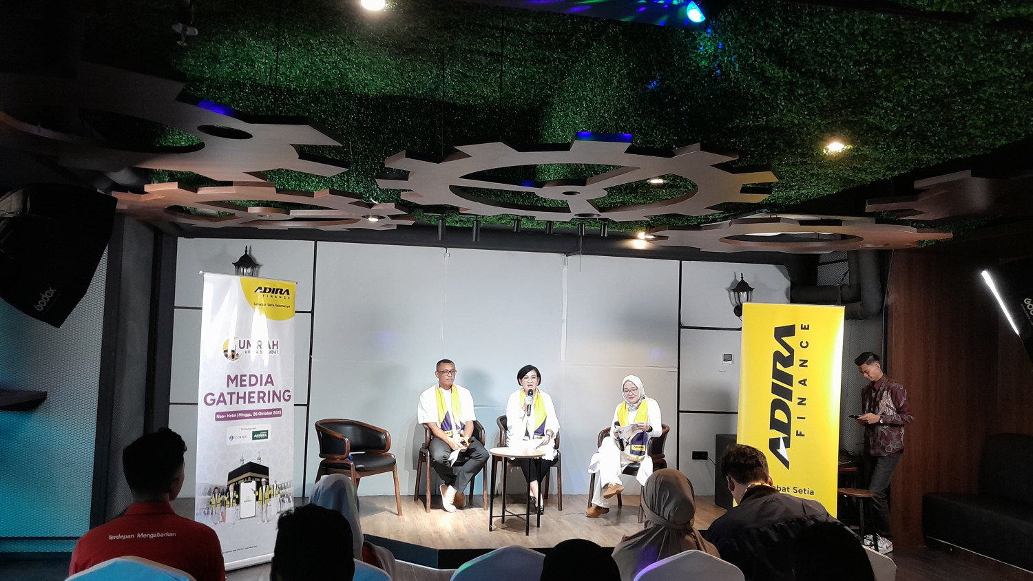 adira finance, Pembiayaan Adira Finance, Adira, Umrah Untuk Sahabat, Bukan Cuma Kredit Kendaraan, Adira Finance Antar Pelanggan Jalani Perjalanan Spiritual