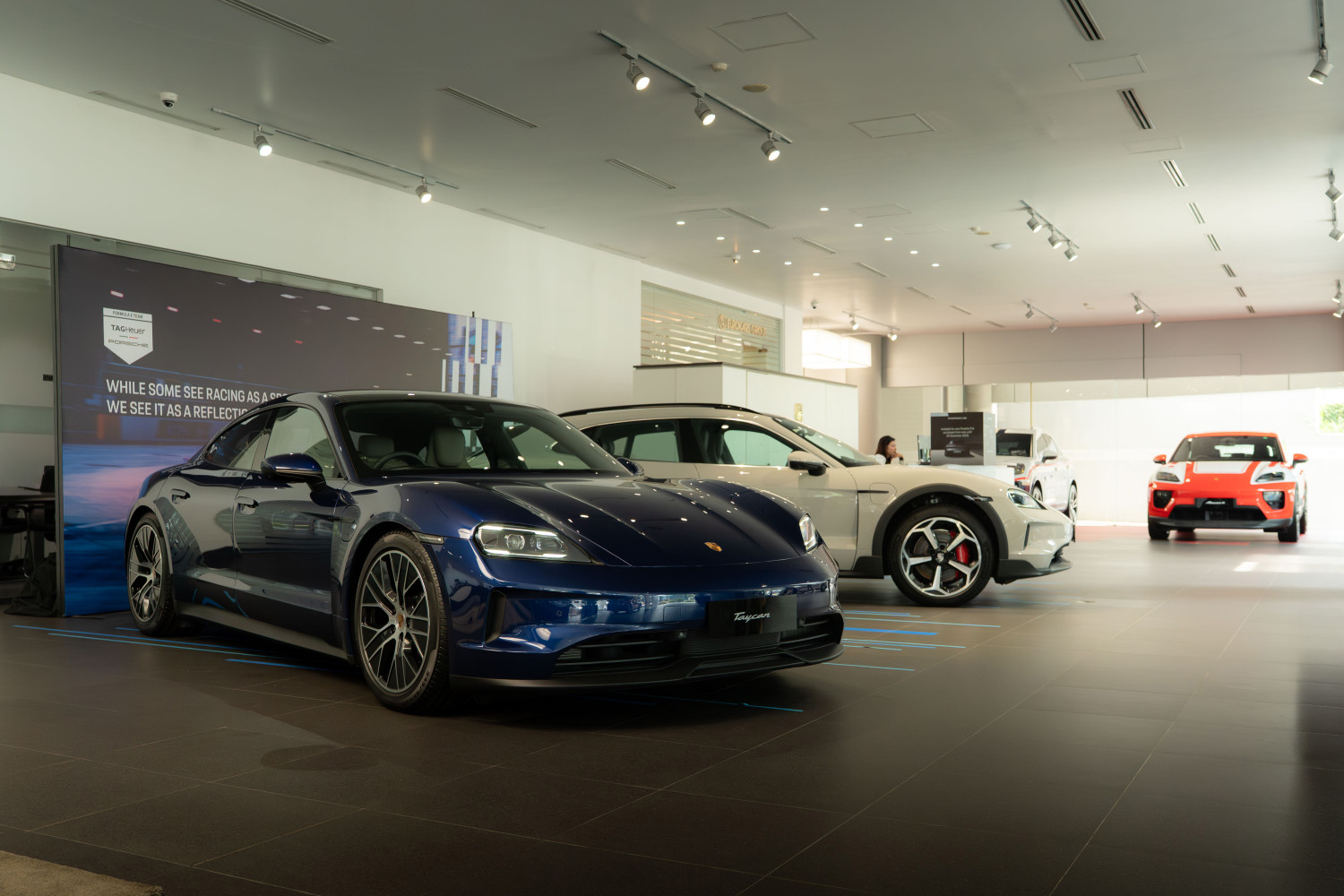 porsche, pameran mobil, Porsche Centre Jakarta, cayenne Roughroads, pameran porsche, Isinya Bikin Puas, Porsche Indonesia Bikin Pameran Keren di Jakarta Banyak Unit Istimewa