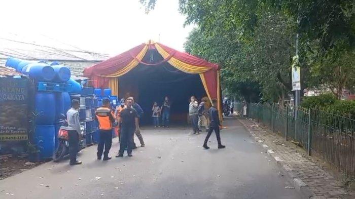 Eri Cahyadi, Denda Rp 50 Juta, Denda Tenda Hajatan, Tenda Pernikahan Tutup Jalan, Izin Dirikan Tenda Hajatan, Kota di Jawa Timur Ini Tegas Atur Tenda Hajatan, Tutup Jalan Umum Kena Denda Rp 50 Juta