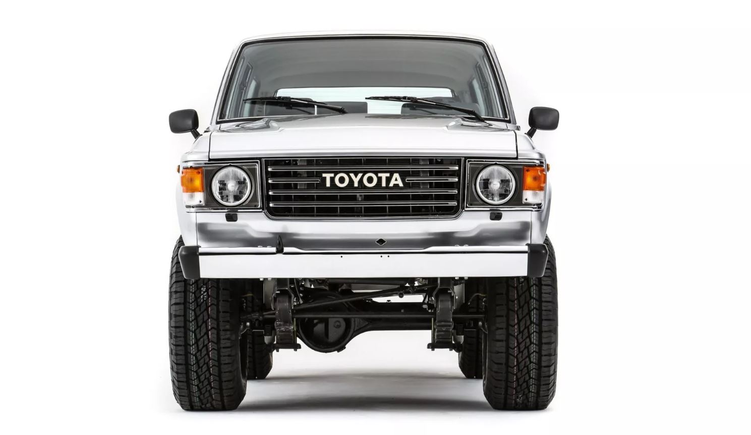 toyota, land cruiser, sema show, Toyota Turbo Trail Cruiser, Bikin Ngiler Pencinta Land Cruiser, FJ60 Ini Cangkok Mesin Twin Turbo dan Operasi Kaki-kaki