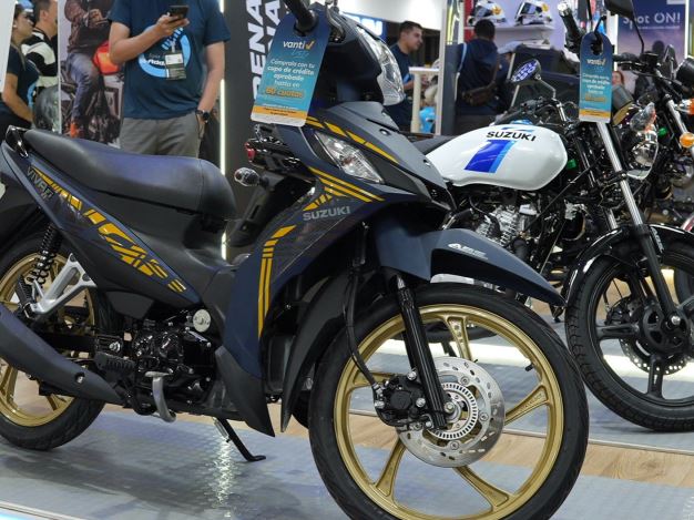 suzuki, kolombia, motor bebek, suzuki smash, Suzuki Viva FI ABS, Punya Rem ABS dan Panel Digital, Suzuki Smash Baru Tampil Sporty Plus Canggih