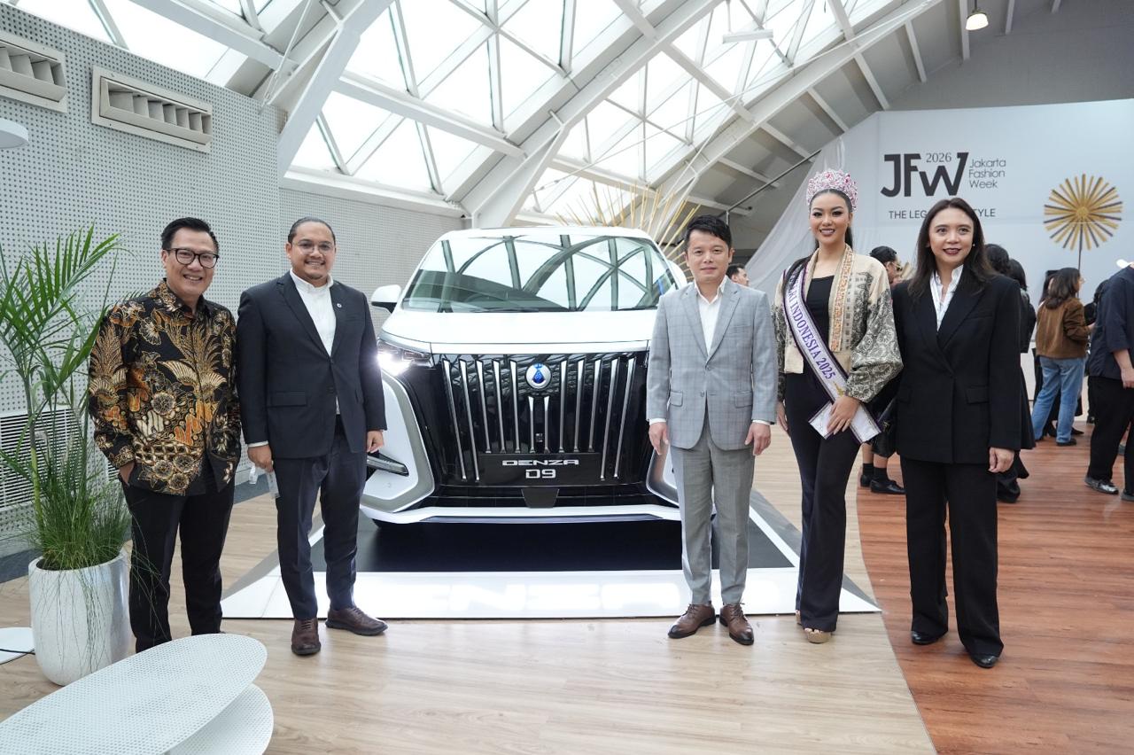 jakarta fashion week, kendaraan listrik, Denza D9, Denza Perlihatkan Wajah Baru Kemewahan Listrik di Jakarta Fashion Week 2026