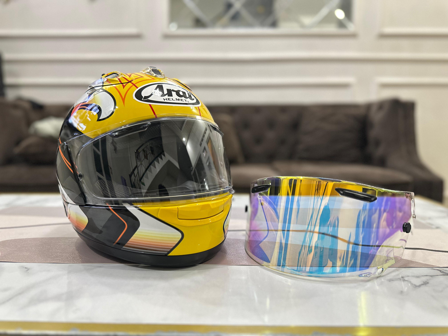 helm arai, Arai RX-7X, GMA Product Series, visor Arai, spoiler Arai, GMA CLEAN, Helm Arai Makin Ganteng Maksimal, GMA CLEAN Punya Visor Iridium Teknologi Photocrmoic