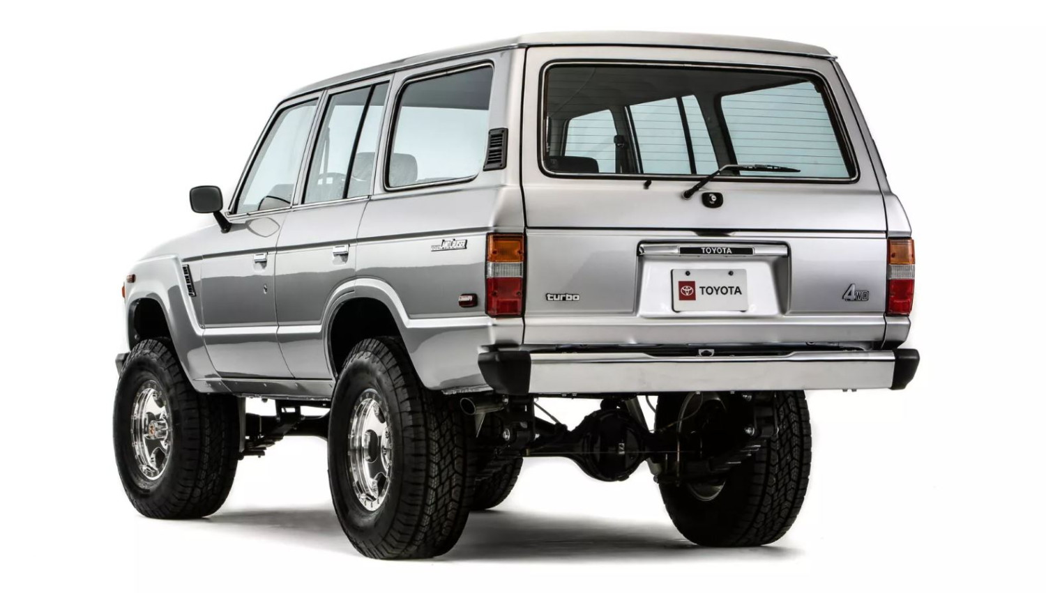 toyota, land cruiser, sema show, Toyota Turbo Trail Cruiser, Bikin Ngiler Pencinta Land Cruiser, FJ60 Ini Cangkok Mesin Twin Turbo dan Operasi Kaki-kaki