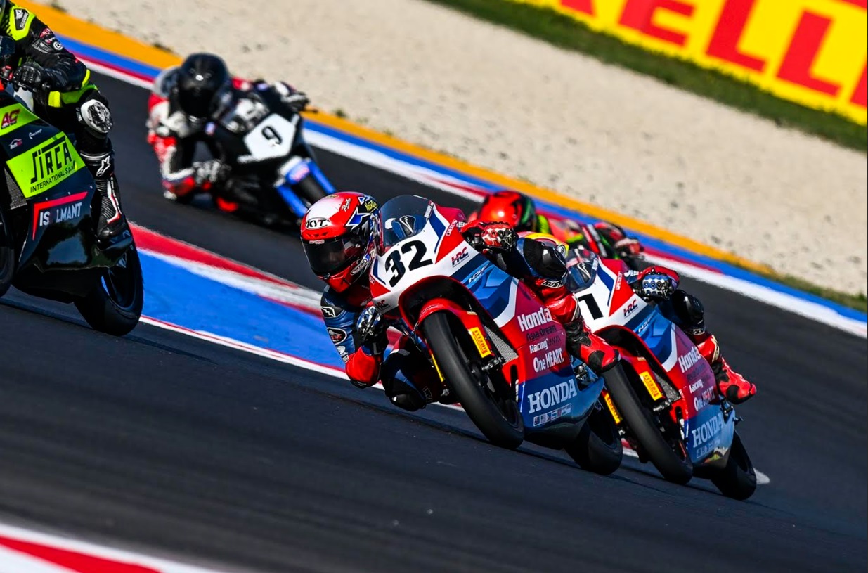 pembalap indonesia, pembalap astra honda, Veda Ega Pratama, FIM JuniorGP, M. Kiandra Ramadhipa, Masih Adaptasi Sirkuit, Pembalap Astra Honda Optimis Hadapi JuniorGP Barcelona Akhir Pekan Ini