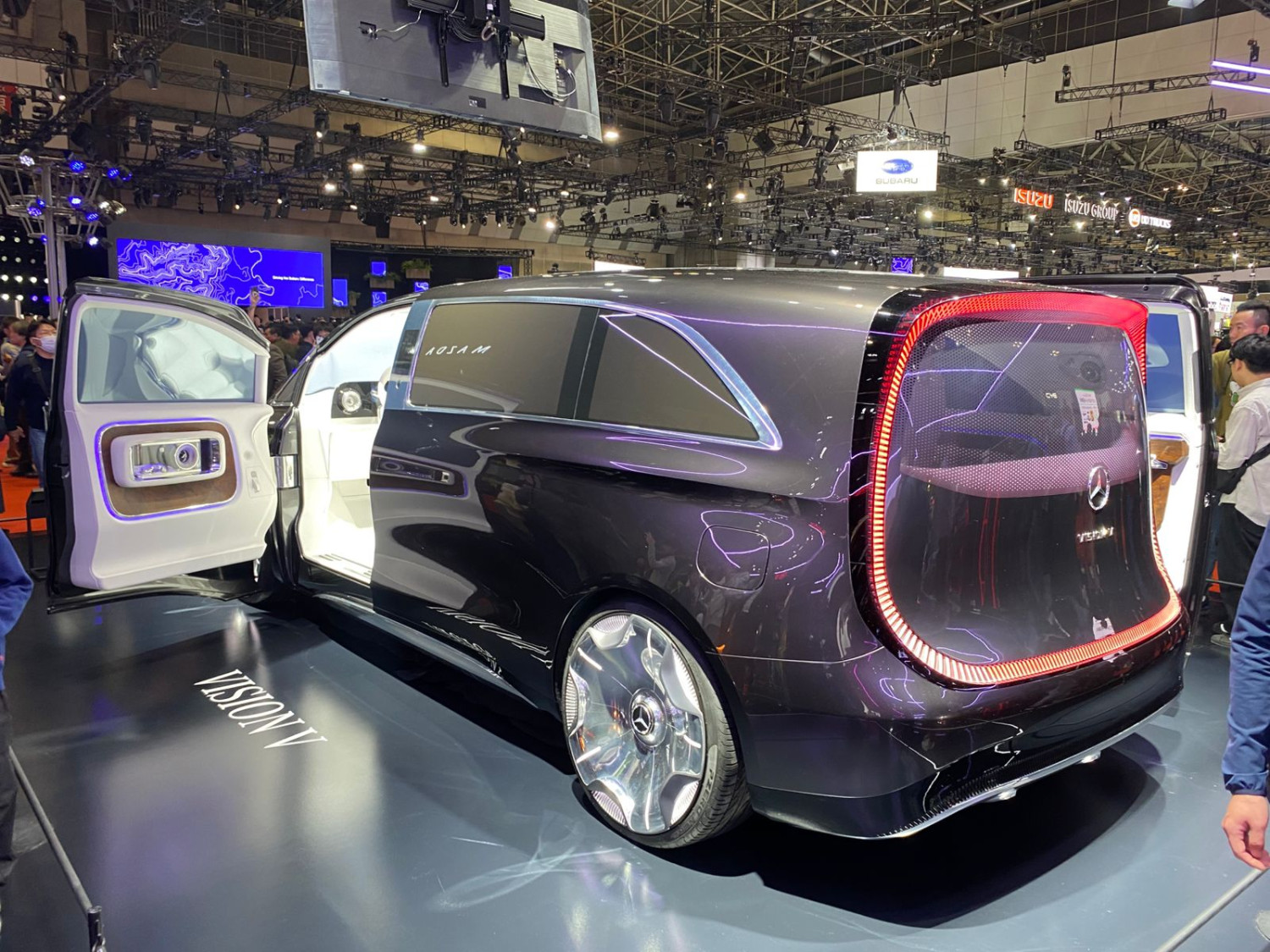 mobil baru, mercedes-benz, mobil konsep, Mercedes-Benz V-Class, Japan Mobility Show 2025, Mercedes-Benz Vision V, Konsep V-Class Masa Depan Dengan Dolby Atmos