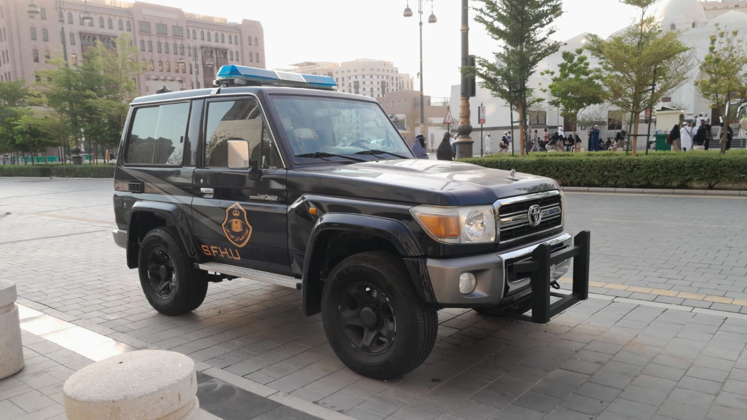 Mekkah, arab saudi, adira finance, Umrah Tak Hanya Ibadah, Jamaah Adira Terkesima  Mobil Ikonik di Madinah