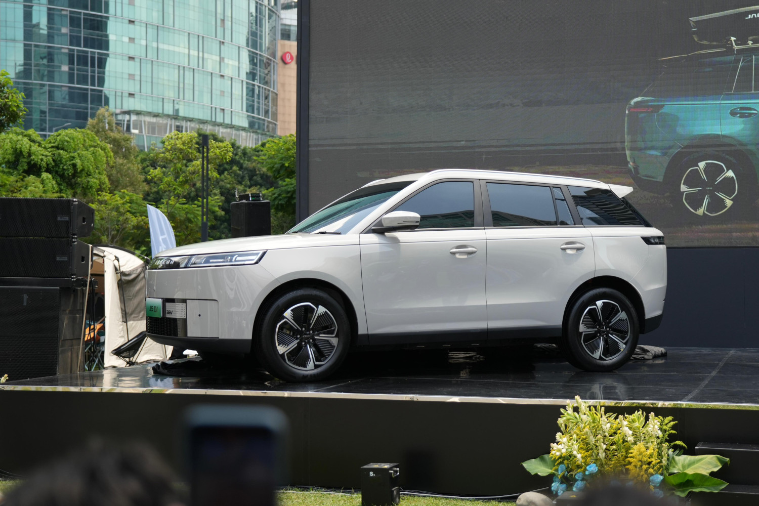 perbedaan, mobil listrik, Jaecoo, Jaecoo J5 EV, Harga Rp 200 Jutaan, Ini Beda JAECOO J5 EV Tipe Standard Dan Premium