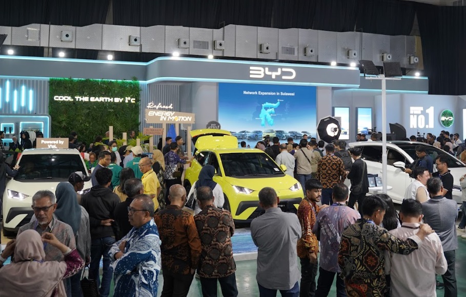 GIIAS Makassar, Dealer BYD, Atto 1, lokasi dealer byd, byd sulawesi, Ngebut! BYD Buka 4 Dealer Baru Sulawesi, Targetnya Ada Sebanyak Ini di 2025