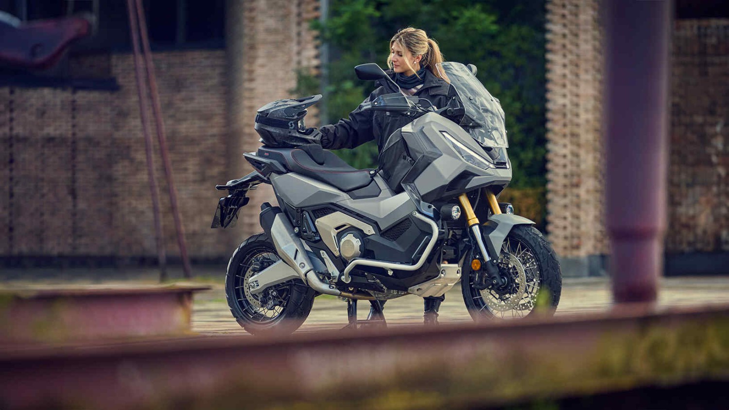 motor adventure, honda x-adv, x-adv, ADV160, ADV350, Pecinta Moge Adventure Bisa Senyum, AHM Pastikan Bawa X-ADV ke Indonesia