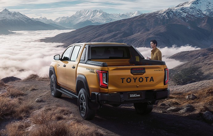 toyota hilux, Travo, Toyota Hilux Generasi Terbaru Meluncur, Sekarang Ada Listriknya
