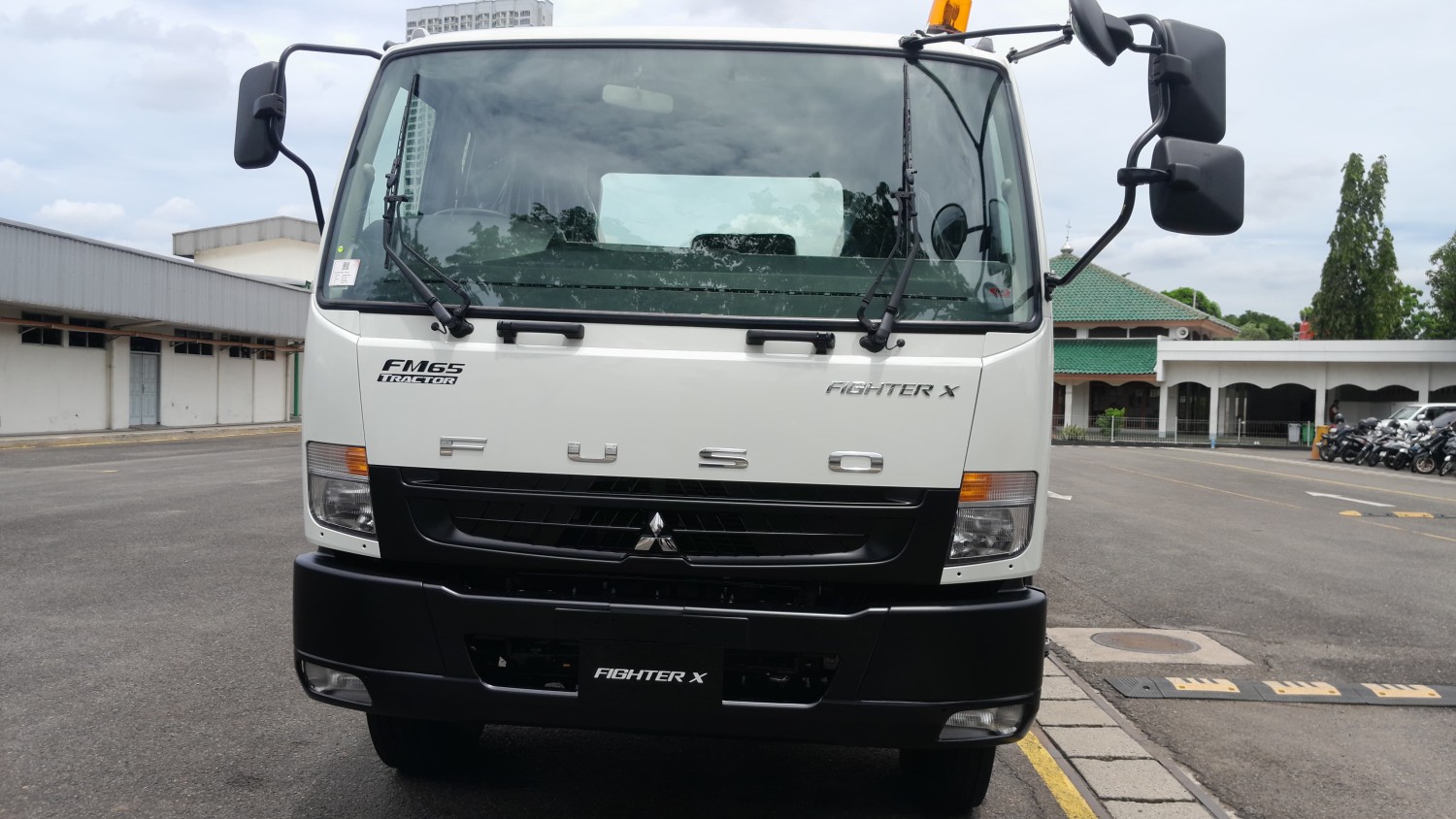 spesifikasi, mitsubishi fuso, PT Krama Yudha Ratu Motor, Fighter X FM65F, Intip Lebih Dekat Spesifikasi Fighter X FM65F, Si Kuat dari Mitsubishi Fuso