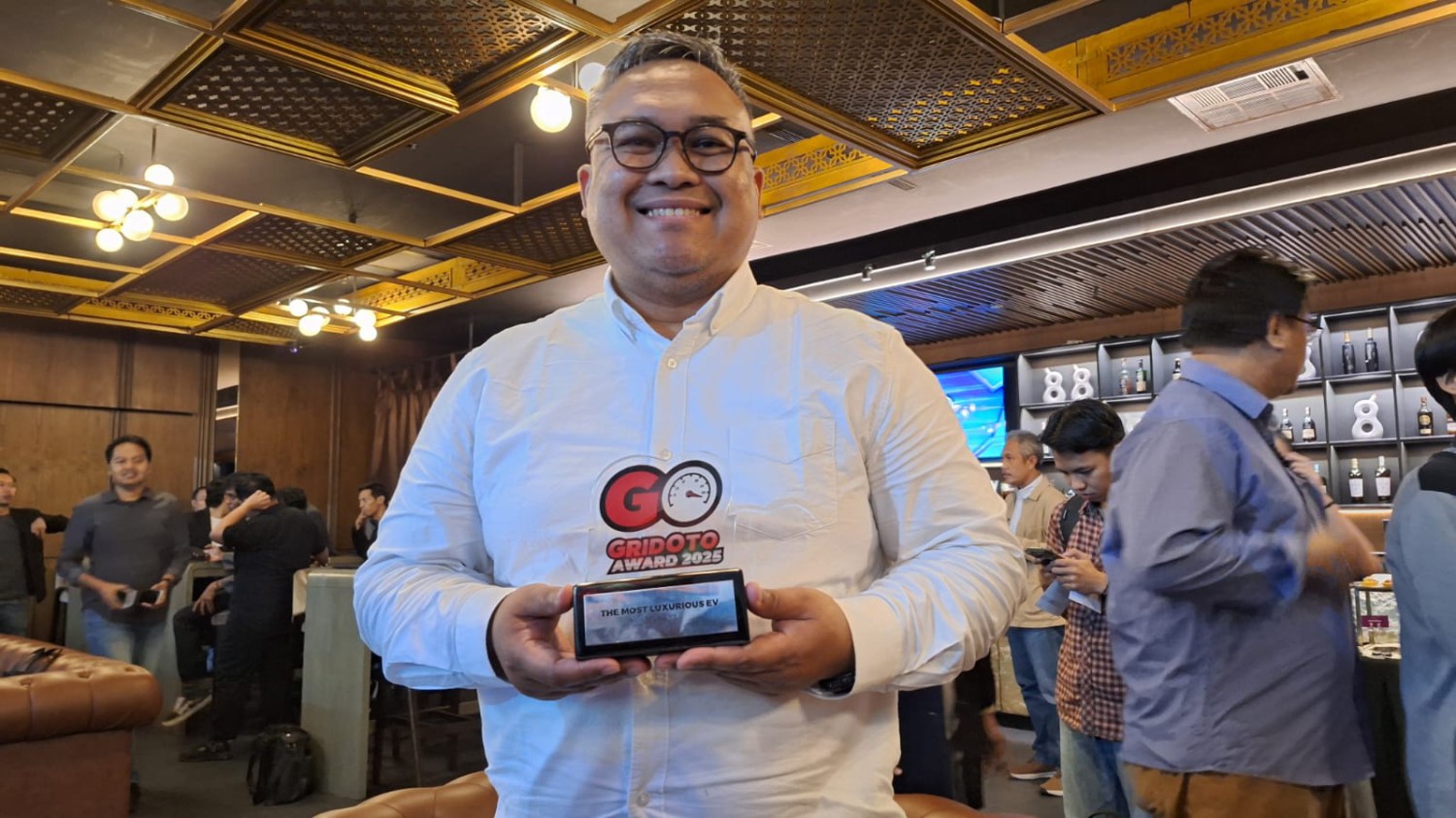 mobil listrik, XPeng, Xpeng X9, GridOto Award 2025, Mewah Dan Canggih, XPENG X9 Layak Menang The Most Luxurious EV GridOto Award 2025