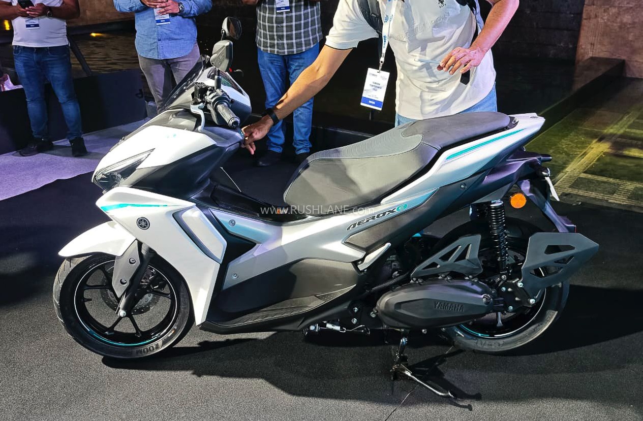 motor listrik, yamaha aerox, motor listrik yamaha, aerox e, aerox listrik, Yamaha Luncurkan Aerox Versi Listrik, Torsi Meledak Jarak Tempuh Tembus 100 Km Up