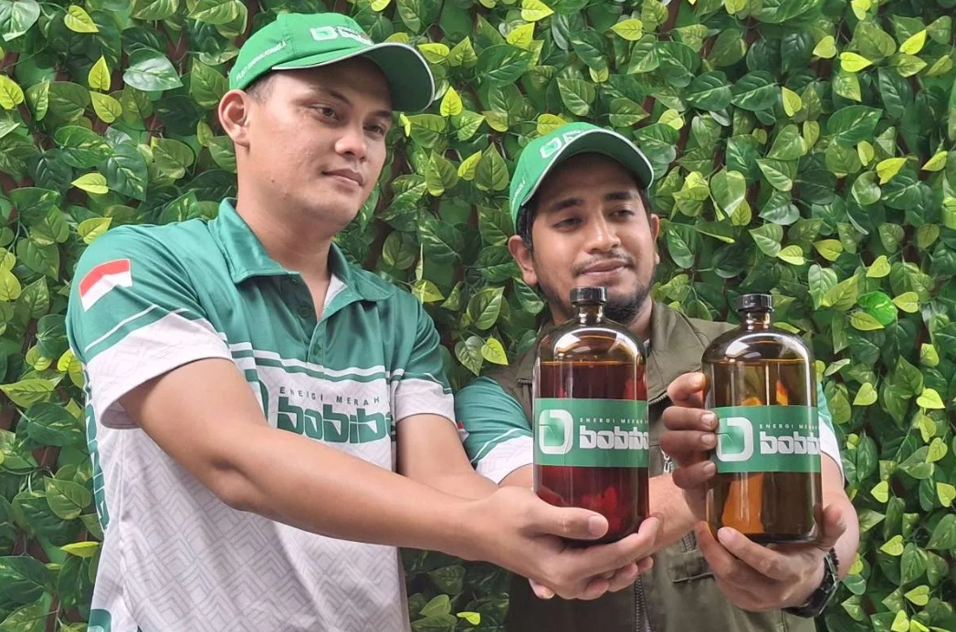 dedi mulyadi, pertamax turbo, BBM RON 98, BBM Jerami, BBM Dari Jerami, Luar Biasa, Oktan Bahan Bakar Jerami Yang Diuji Dedi Mulyadi Diklaim Setara Pertamax Turbo