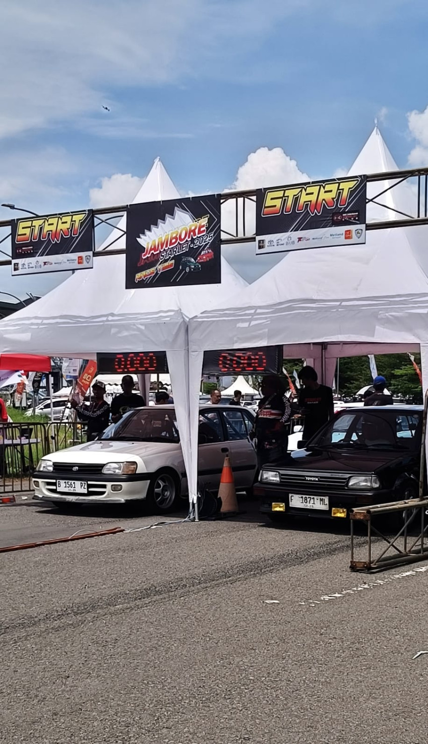 toyota, toyota starlet, starlet, komunitas toyota, Indonesia Starlet Club (ISC), Komunitas Toyota Starlet, Indonesia Starlet Club Gelar Jambore, Adu Cepat di Lintasan Drag Race