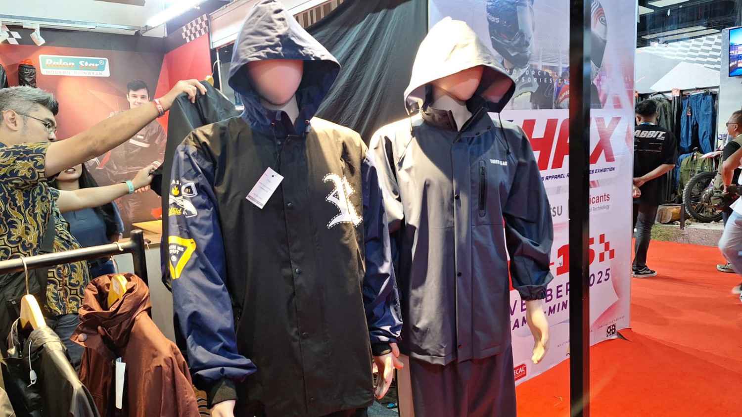 jas hujan, jaket riding, Tiger Head, Tiger Head Jual Jaket Khusus Buat Hujan-hujanan, Segini Harganya