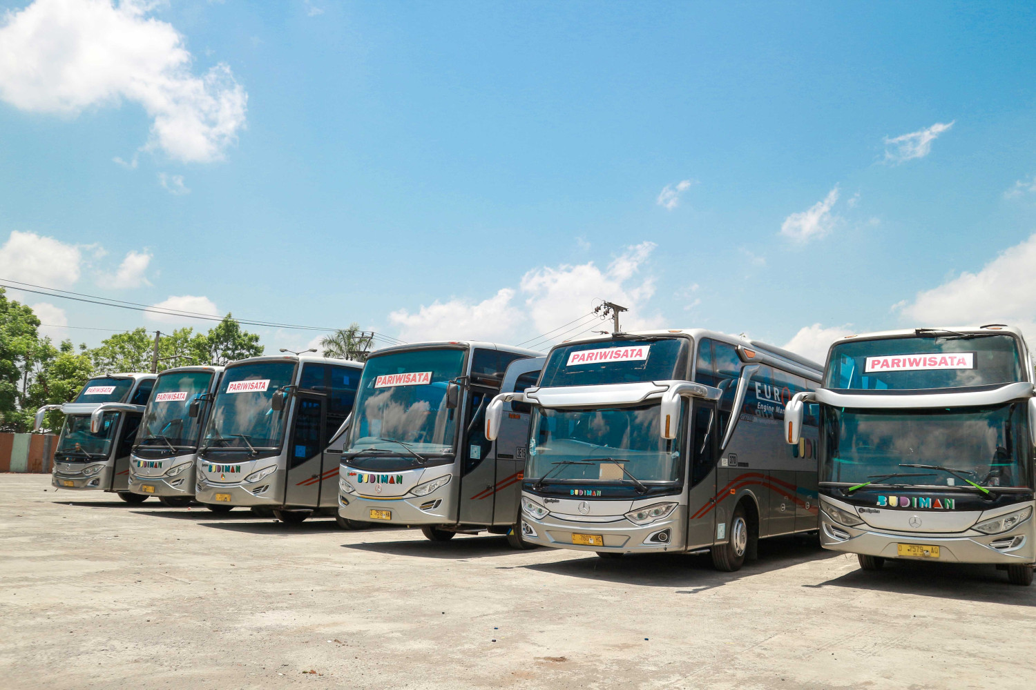 toyota hiace, Bus Budiman, PO Budiman, Pendiri PO Budiman, Saleh Budiman, Salah Satu Penguasa Jalur Selatan Jawa, Inilah Sosok Owner Bus PO Budiman