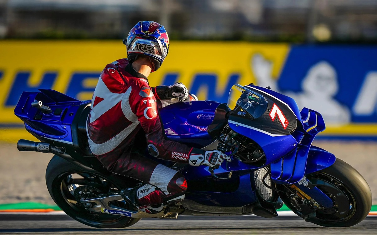 MotoGP, yamaha, wsbk, toprak, Toprak Razgatlioglu, Mencoba Sabar, Toprak Razgatlioglu Tertekan Target Tidak Biasa di MotoGP