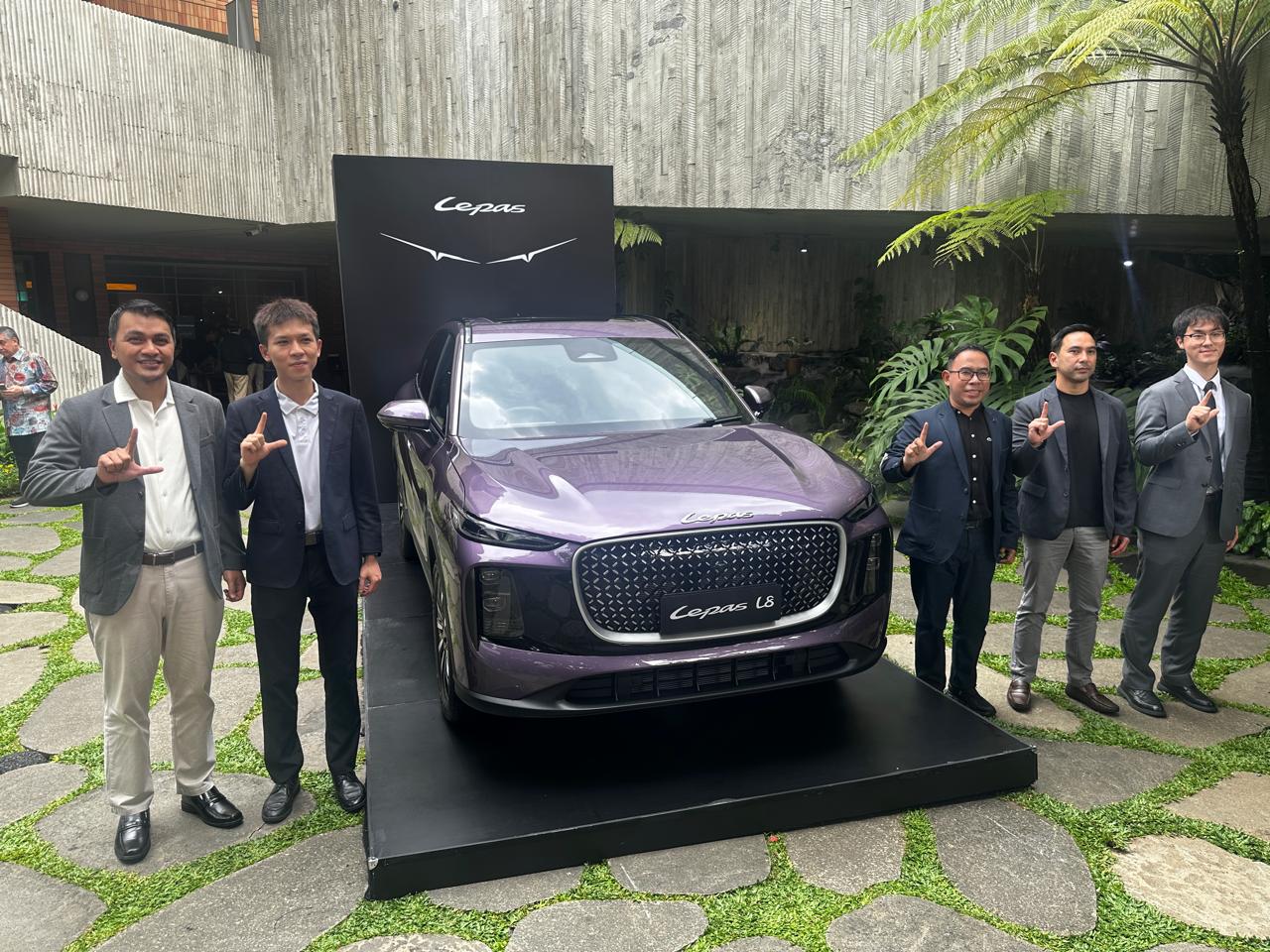 phev, Plug-in hybrid electric vehicle, Lepas L8, Arga Simanjuntak, Lepas L8 Setir Kanan Tampil Perdana di Indonesia, Bawa Teknologi Ini