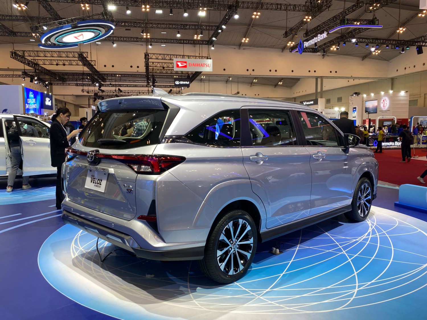 toyota, mobil baru, Gaikindo Jakarta Auto Week, Toyota Veloz Hybrid, GJAW 2025, Toyota Veloz Hybrid Tipe Ini Bisa Laris Banget, Gak Sampai Rp 300 Juta