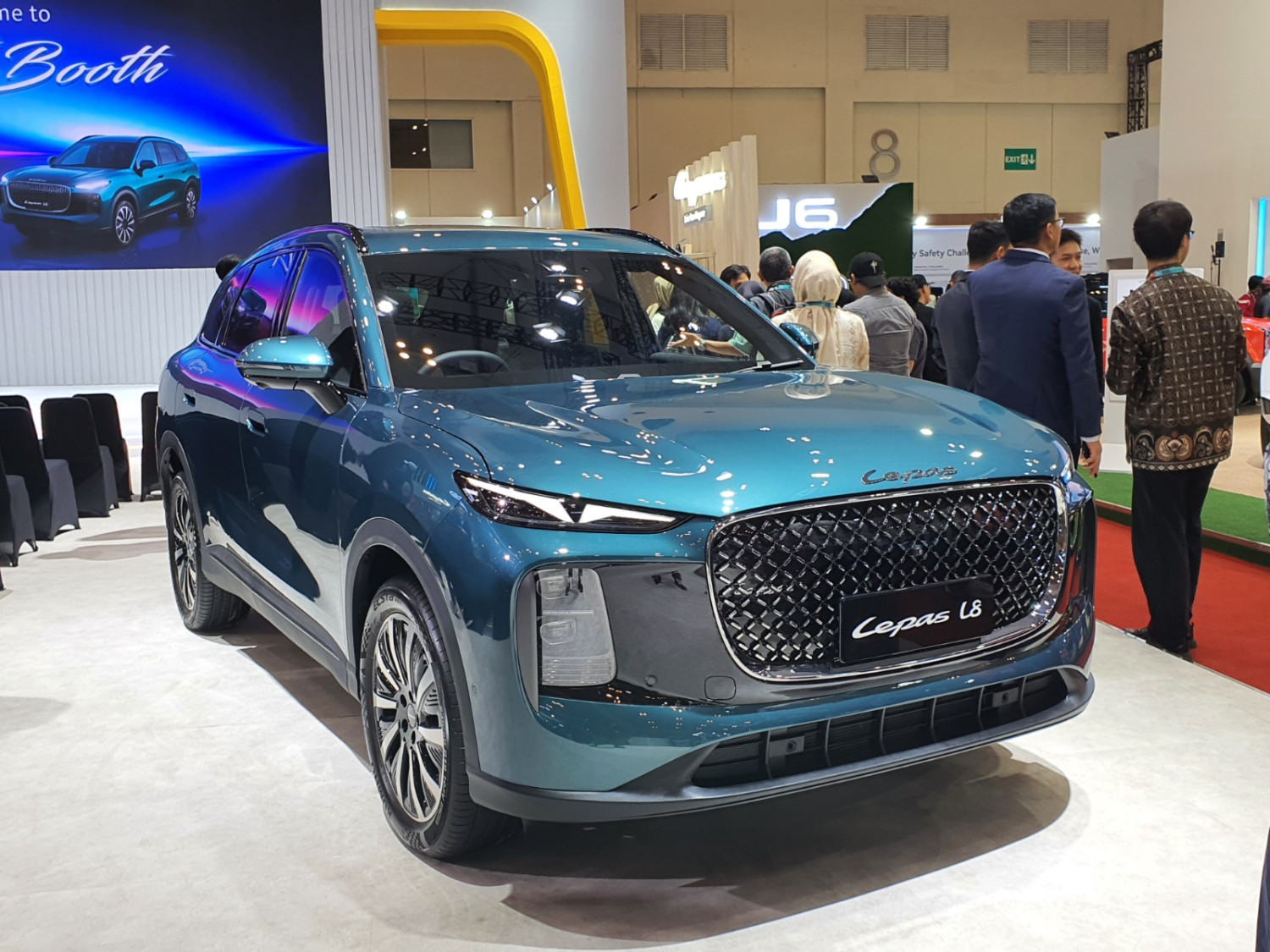 lepas, Gaikindo Jakarta Auto Week, Lepas L8, GJAW 2025, Ini Fitur Lepas L8 Yang Cocok Buat Ibu Yang Sering Bawa Anak