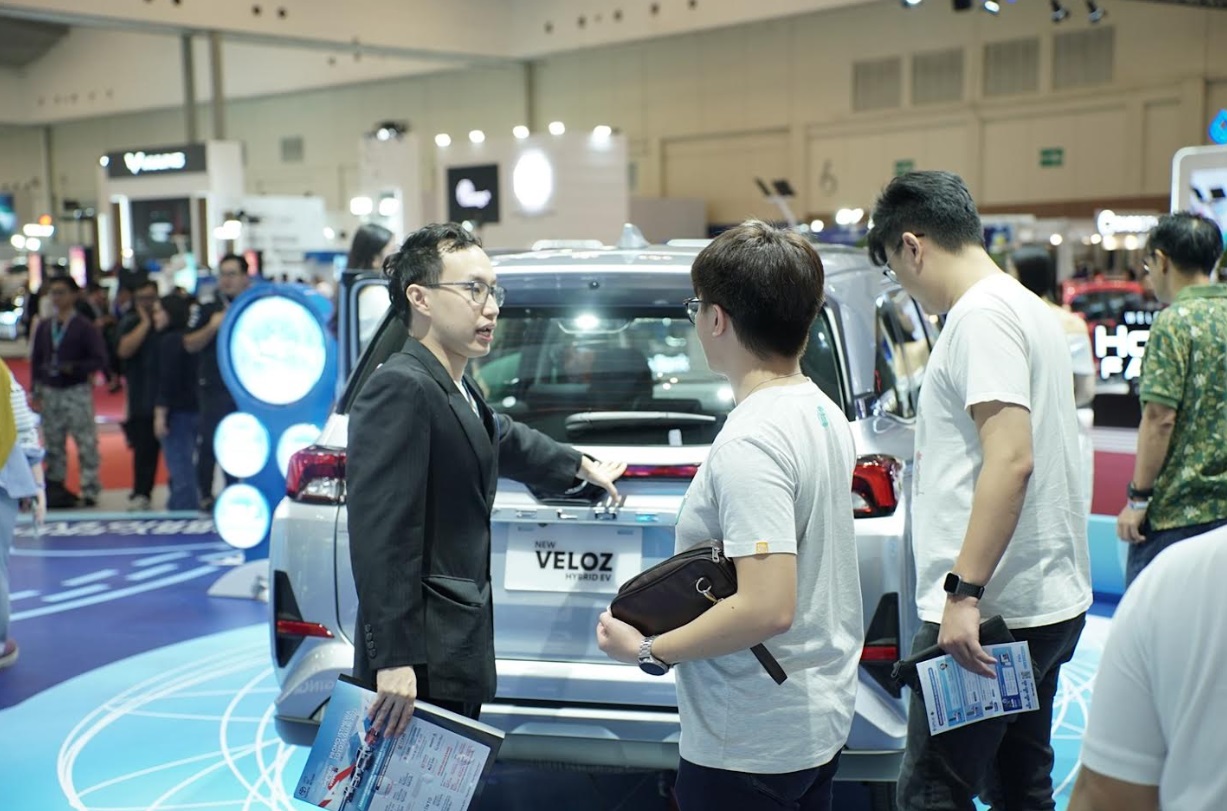 kredit agya, Promo Toyota, GJAW 2025, cicilan toyota agya, dp avanza, Selain Pamer Mobil Baru Toyota Juga Umbar Promo di GJAW 2025, Cicilan Agya Bisa Rp 3 Jutaan