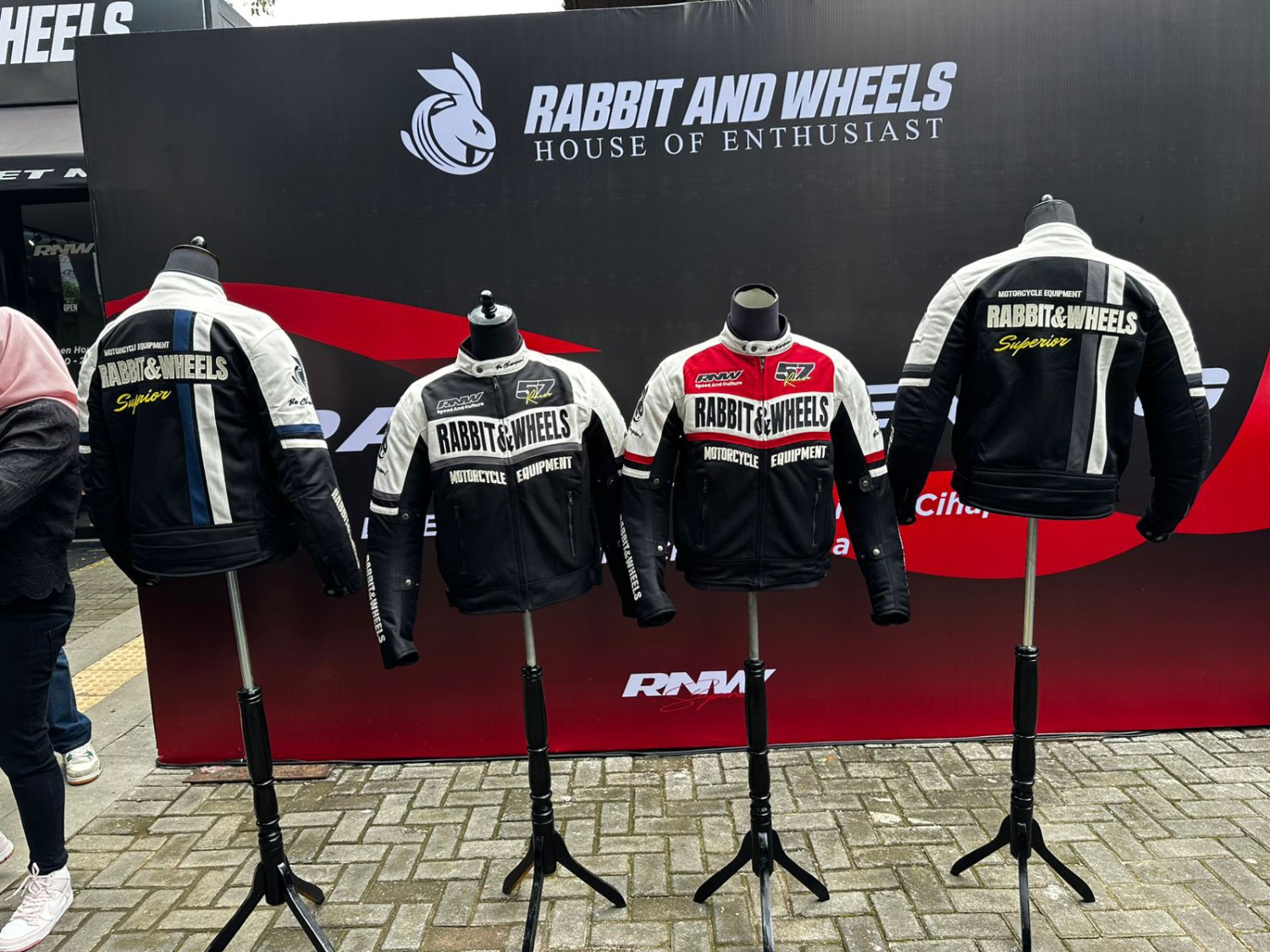 jaket riding, jaket motor, Rabbit And Wheels, Mesh Jacket, jaket mesh, Rabbit and Wheels Buka Toko Kedua di Bandung, Luncurkan Jaket New Combo Device Teknologi Mesh 2.0