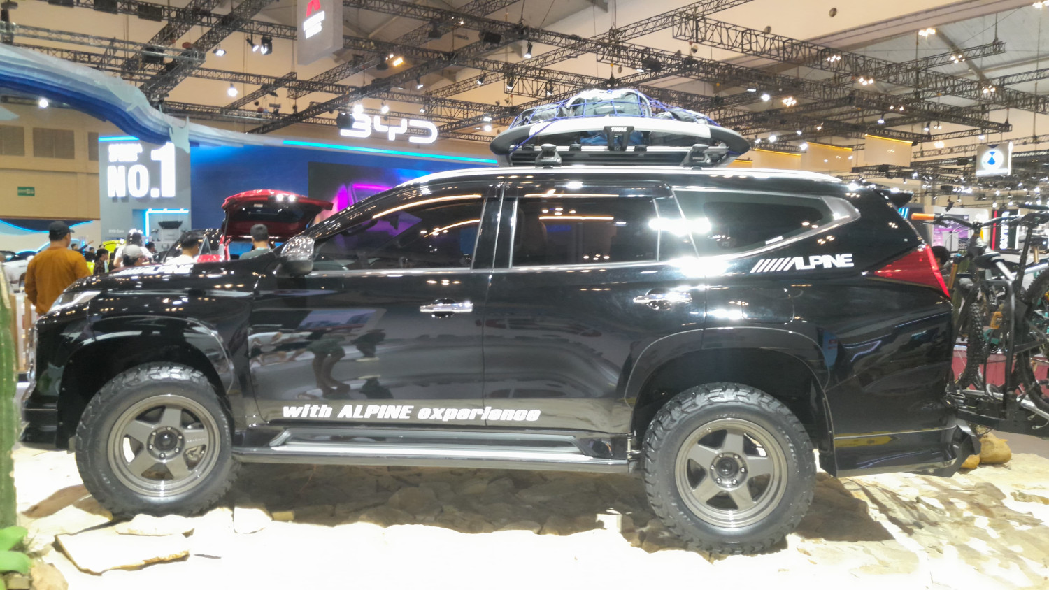 mitsubishi, mmksi, mitsubishi motor, GJAW 2025, Trade-In Mitsubishi di GJAW 2025 Tarik Minat Konsumen, Hadirkan Promo dan Layanan Lengkap