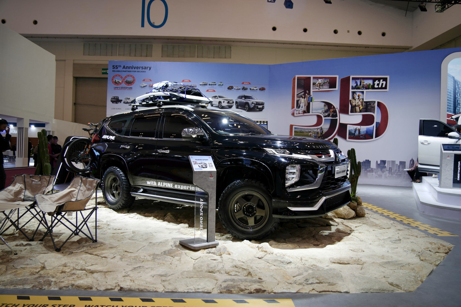 mitsubishi, modifikasi, mitsubishi pajero sport, GJAW 2025, Gandeng Alpine, Mitsubishi Pajero Sport Tampil Ciamik Di GJAW 2025
