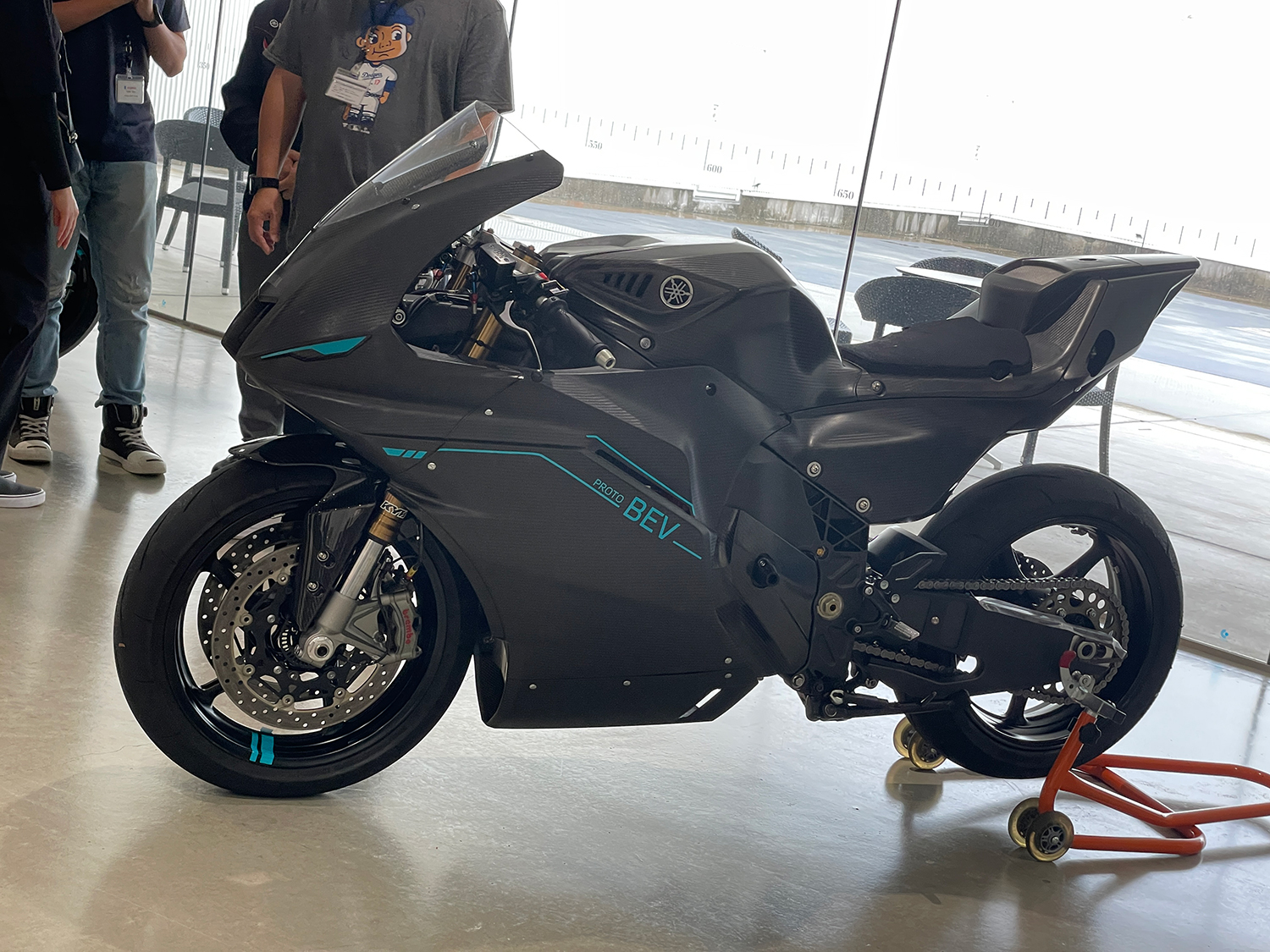 motor listrik yamaha, Yamaha Siapkan Motor Balap Full Listrik, Ini Dia Supersport Proto BEV