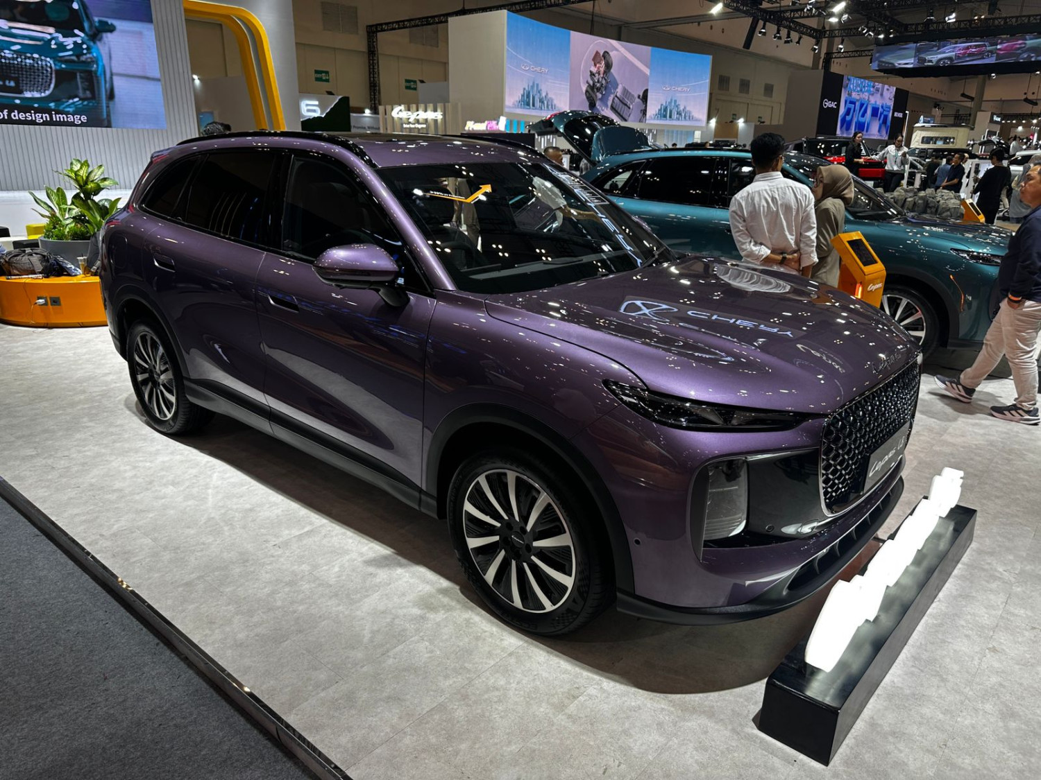 mobil baru, phev, Plug-in hybrid electric vehicle, Lepas L8, Lalu Indra Wirabhakti, Terungkap, Spesifikasi Lepas L8 di Indonesia, Konsumsi BBM-nya Segini