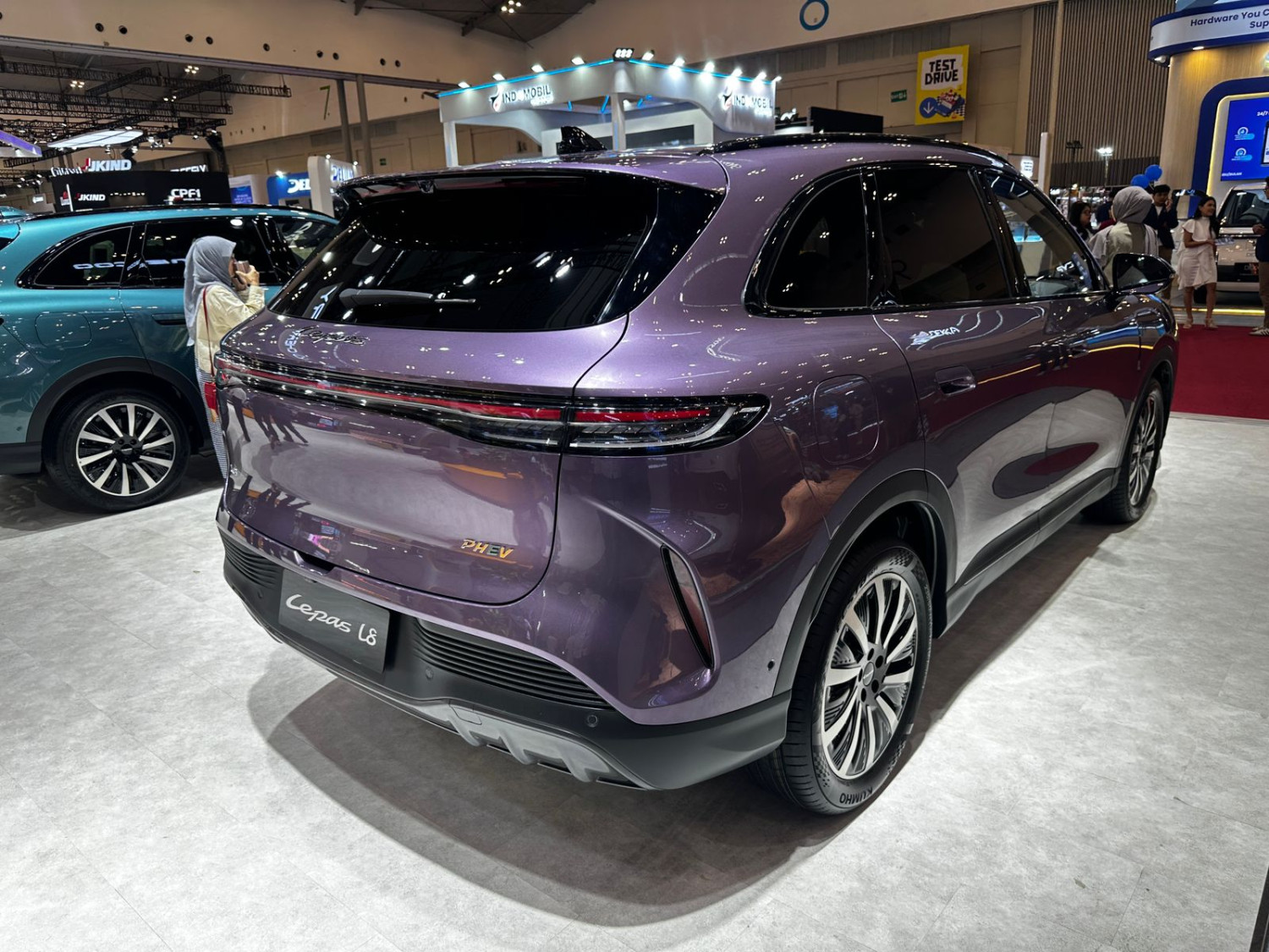 mobil baru, phev, Plug-in hybrid electric vehicle, Lepas L8, Lalu Indra Wirabhakti, Terungkap, Spesifikasi Lepas L8 di Indonesia, Konsumsi BBM-nya Segini