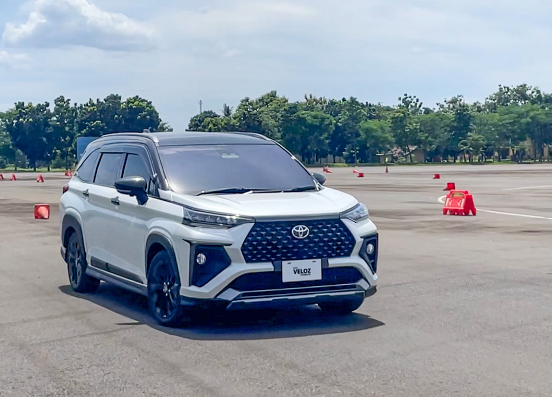 veloz, Toyota Safety Sense, Adaptive Cruise Control (ACC), Toyota Veloz Hybrid, veloz hybrid, Tidak Semua Punya ADAS, Hanya Veloz Hybrid Varian Ini yang Dilengkapi TSS