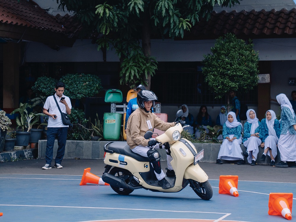 safety riding, yamaha riding academy, edukasi safety riding, Yamaha Fazzio Hybrid, Yamaha Youth Community (Y2C), Yamaha Sayang Anak Muda, Berkelana Edukasi Safety Riding Pelajar SMA di Berbagai Kota