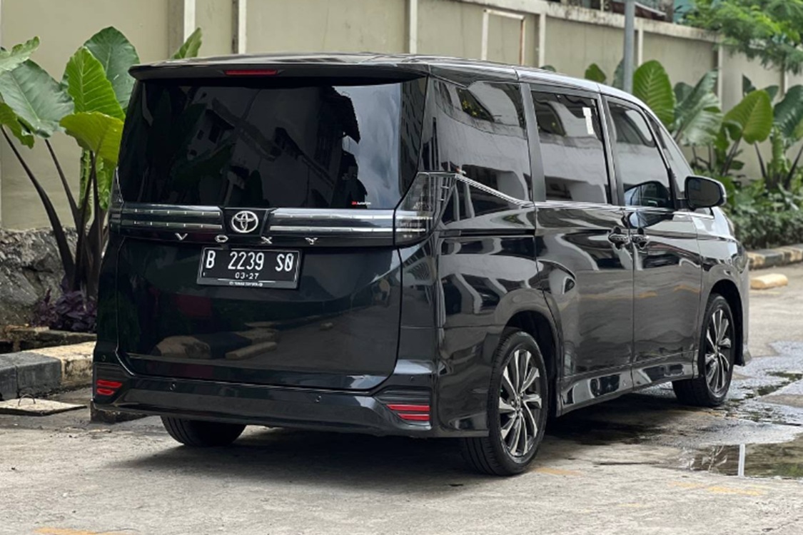 Voxy bekas, harga mobil bekas Toyota Voxy, Toyota Voxy Bekas, mobil bekas toyota voxy, mobil bekas mpv pintu geser, Mobil Bekas MPV Pintu Geser Toyota Voxy 2022 Cicilan Rp 9 Jutaan