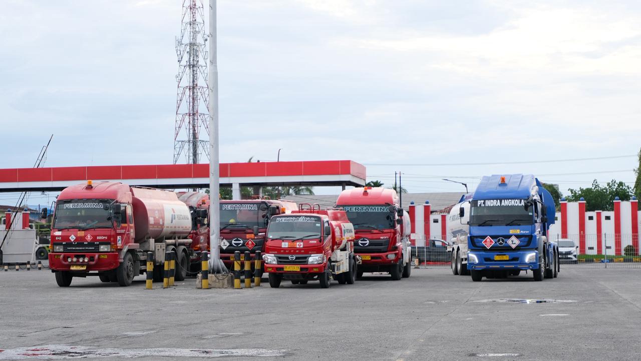 pertamina, bencana banjir, bencana longsor, pertamina patra niaga, Pertamina Pastikan Penyaluran BBM Berjalan Lancar di Tengah Banjir dan Longsor