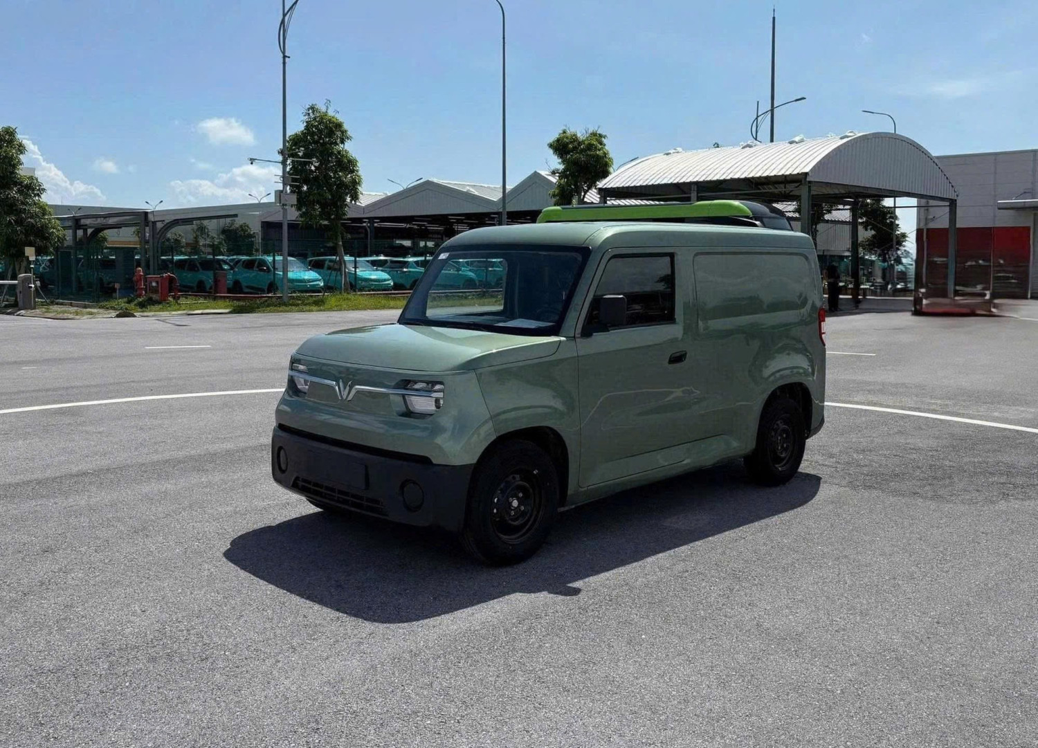 mobil baru, mobil listrik, komersial, vinfast, VinFast EC Van, Kalau VF 3 Jadi Mobil Barang, Begini Spesifikasi VinFast EC Van