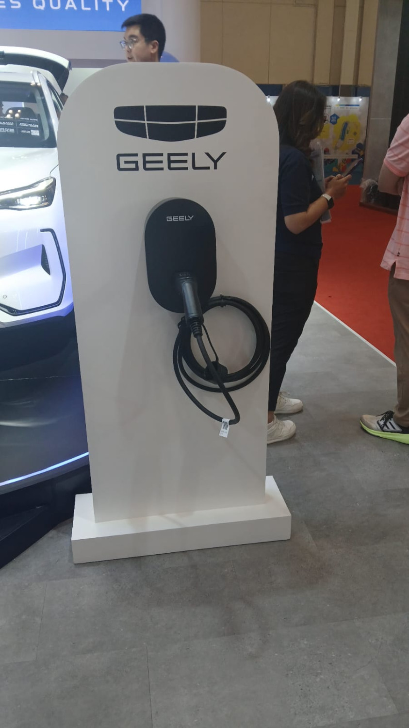 mobil listrik, Geely, Wall Charger, changan, Mau Tahu Berapa Harga Wall Charger Mobil Listrik, Ini Kisarannya